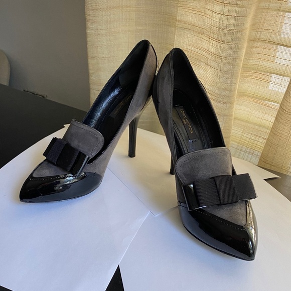 Louis Vuitton grey suede black patent leather pumps heels 35.5 slip on slides - Picture 1 of 10